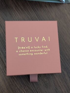 Jilly Box Truvai Cuff